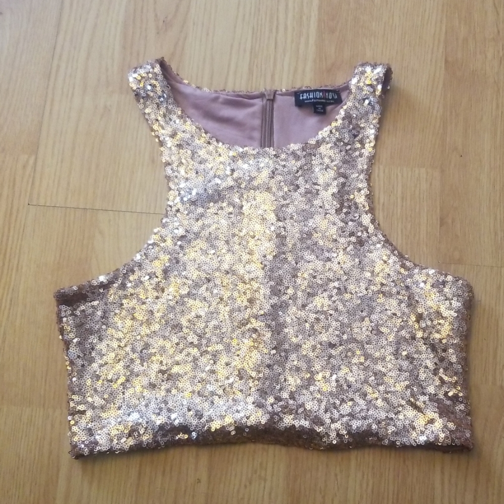Fashion Nova, Short Blouse.